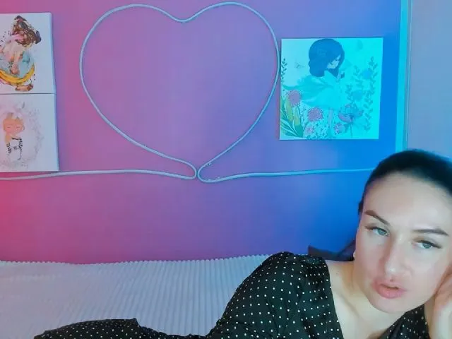 Live sex webcam photo for Lilly_Shine #263544794