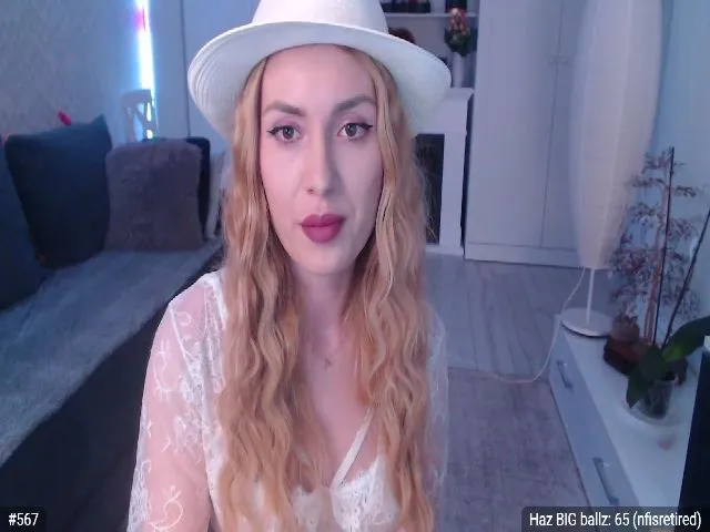 Live sex webcam photo for Xonnie #255765628
