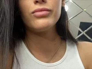 Live sex webcam photo for LittleDesire #240628583