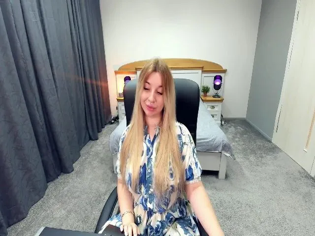 Live sex webcam photo for BootyPam #252898832