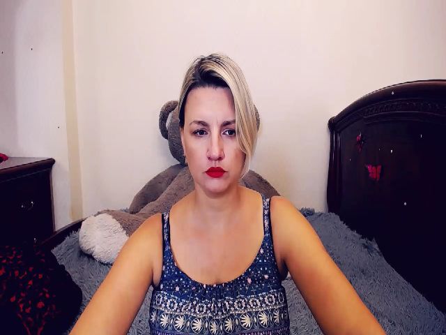 Live sex webcam photo for Margo_curvy #261354076