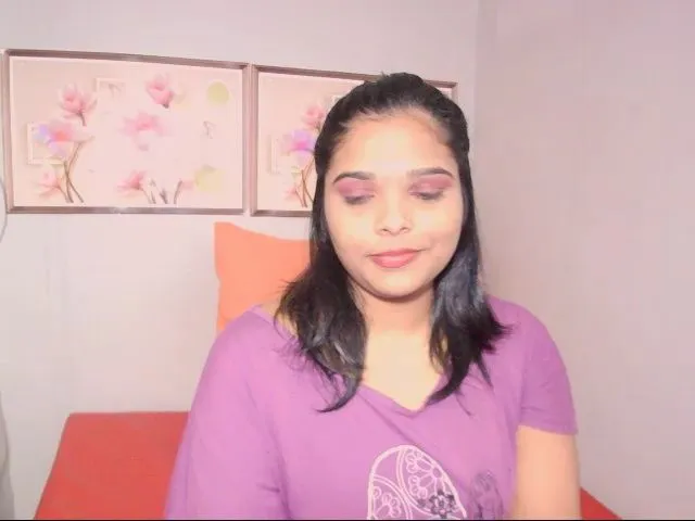 Live sex webcam photo for Indiankimmy #255578742