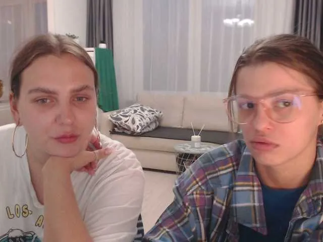 Live sex webcam photo for BugaGirls #245089372