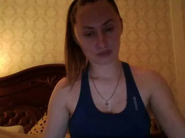 Live sex webcam photo for TrickyHare #241336135