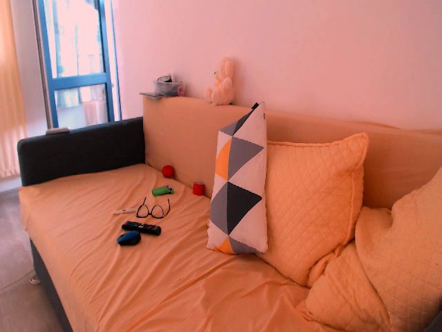 Live sex webcam photo for Isabeladoll #255978891