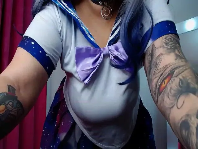 Live sex webcam photo for Kimmy_Vampire #259320946