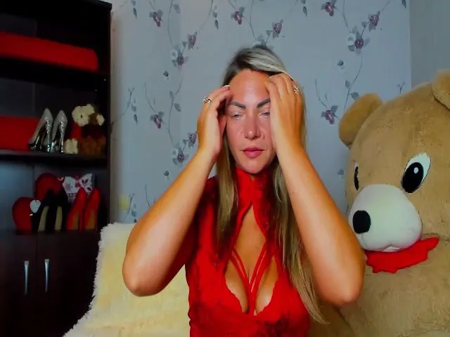 Live sex webcam photo for Alisa_Sims #255178874