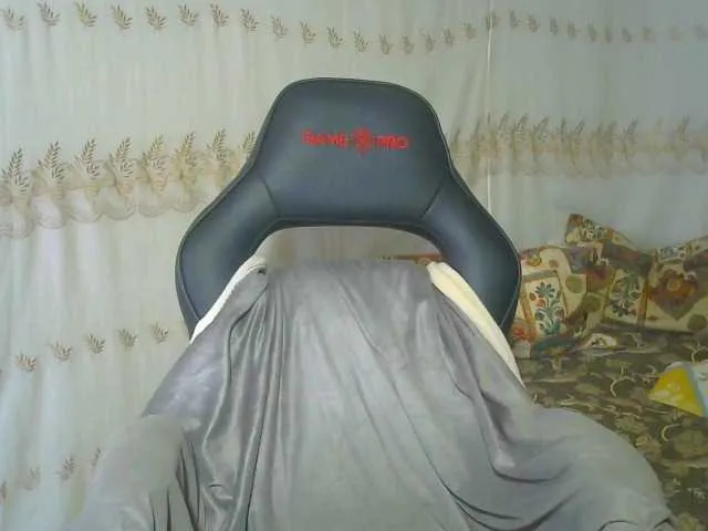 Live sex webcam photo for xxdaryaxx #255559328