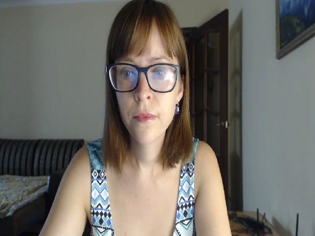 Live sex webcam photo for SmallUniverse #264790286