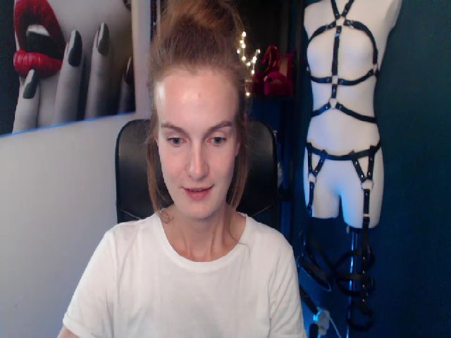 Live sex webcam photo for Chloex_Xx #254573388