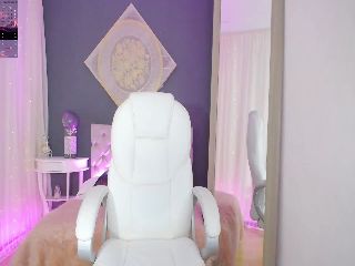 Live sex webcam photo for Karina_V #251803979