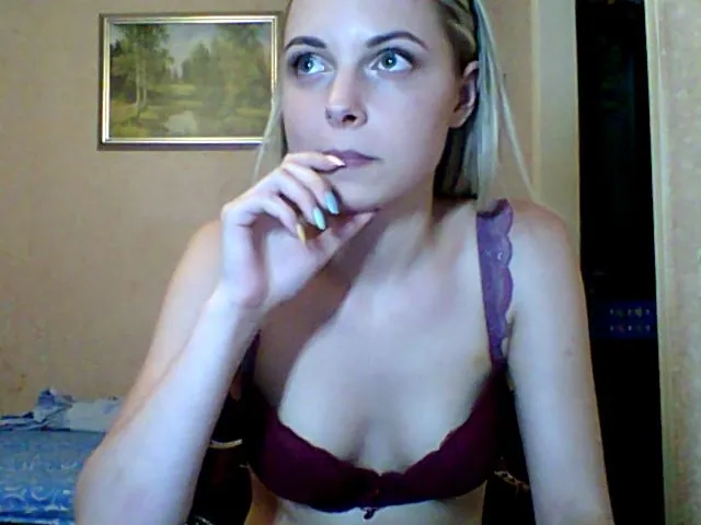 Live sex webcam photo for BreeAngel #252551468