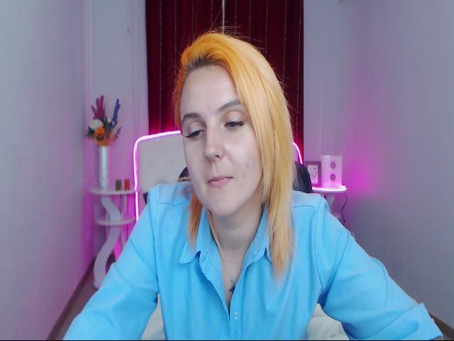 Live sex webcam photo for Polly_Green #260673166