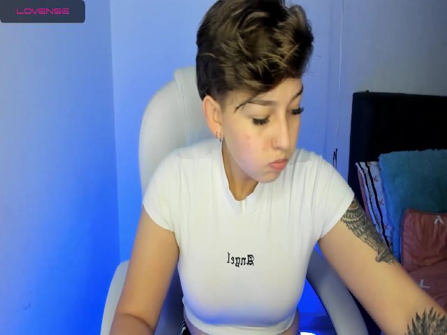 Live sex webcam photo for SalemJimenez #253314613