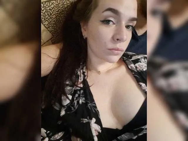 Live sex webcam photo for HellMor #250688294