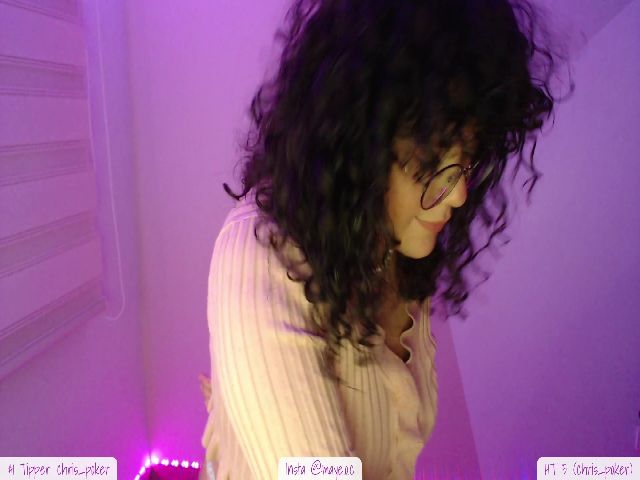 Live sex webcam photo for Isabela_1 #254951550