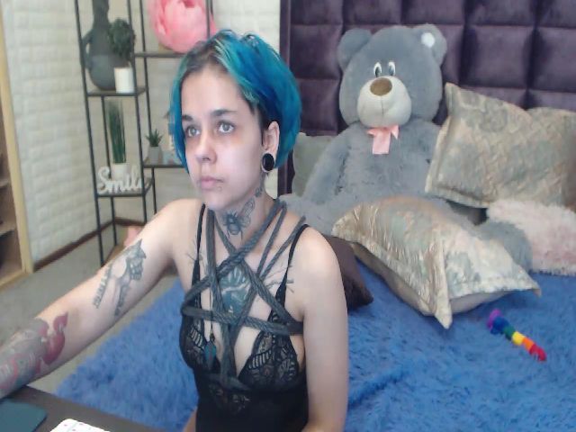 Live sex webcam photo for DarkElf_ #252713816