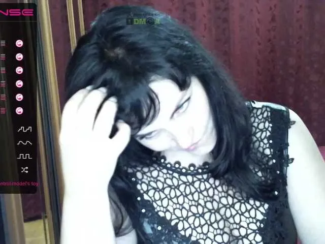 Live sex webcam photo for VredinaVika #250898815