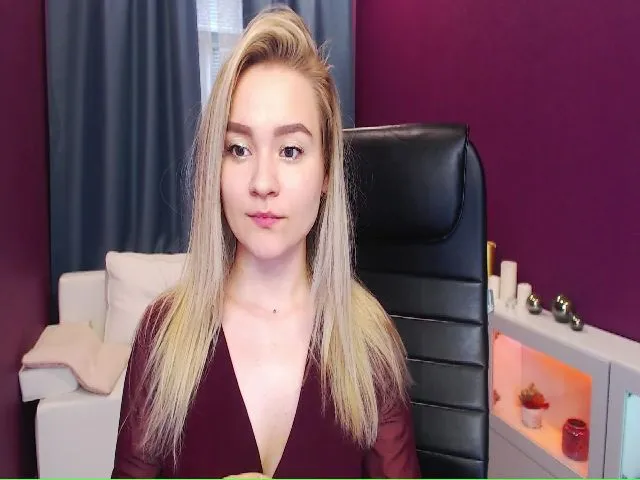 Live sex webcam photo for Kara_Smith #255557117