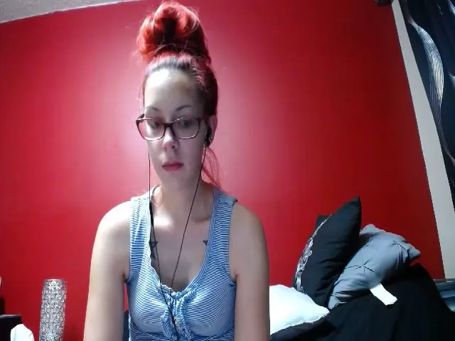 Live sex webcam photo for ZombieGirlX #259010107