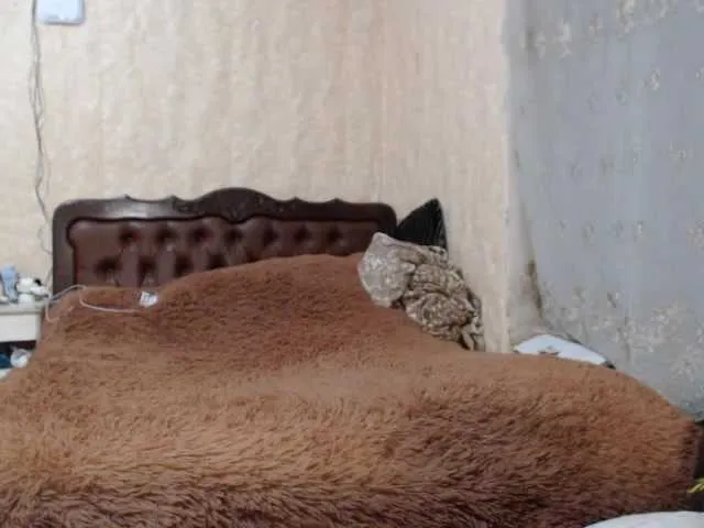 Live sex webcam photo for Katernia48 #240972488