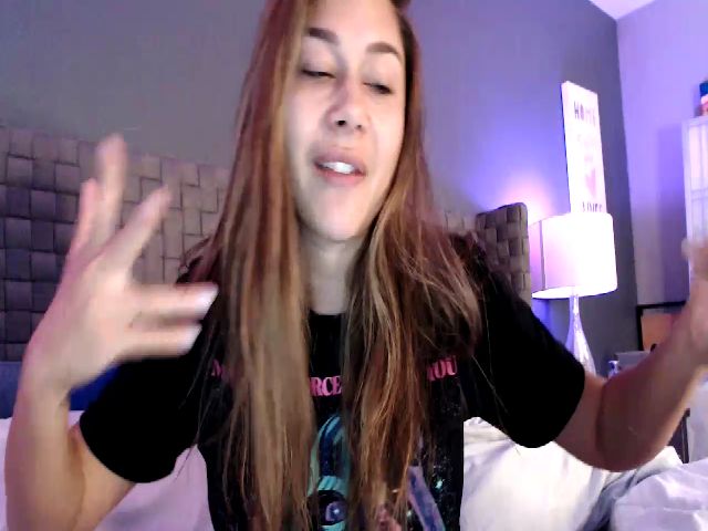 Live sex webcam photo for Cinnabuns #262523773