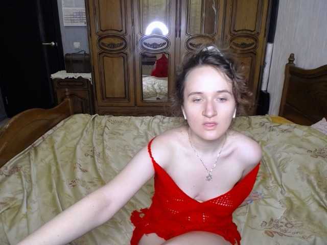 Live sex webcam photo for AleksKahlo #252672464