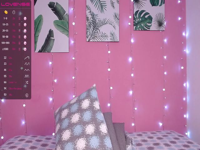 Live sex webcam photo for Eva_Collins2 #255090329