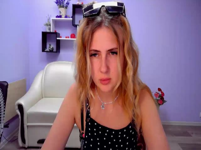 Live sex webcam photo for PrincesSnake #259901586