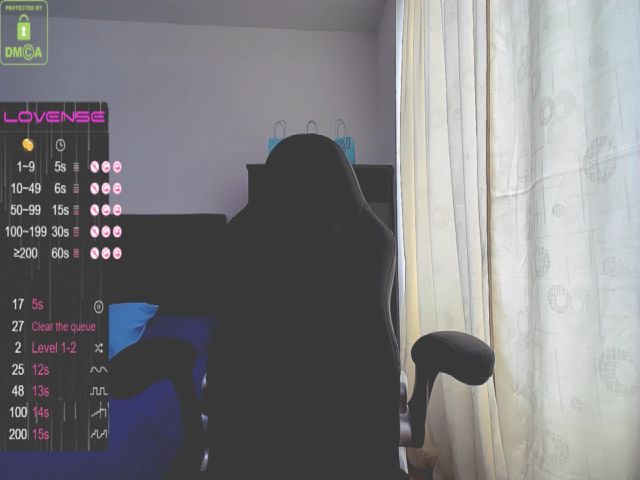 Live sex webcam photo for Lunadoll1 #255984504