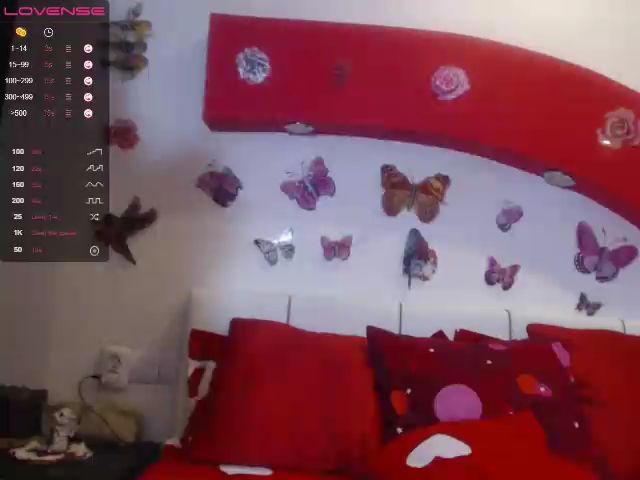 Live sex webcam photo for Joanna4you_ #252889184