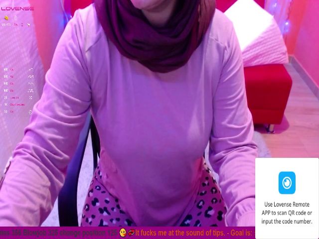 Live sex webcam photo for Sexyalicia4 #264063817