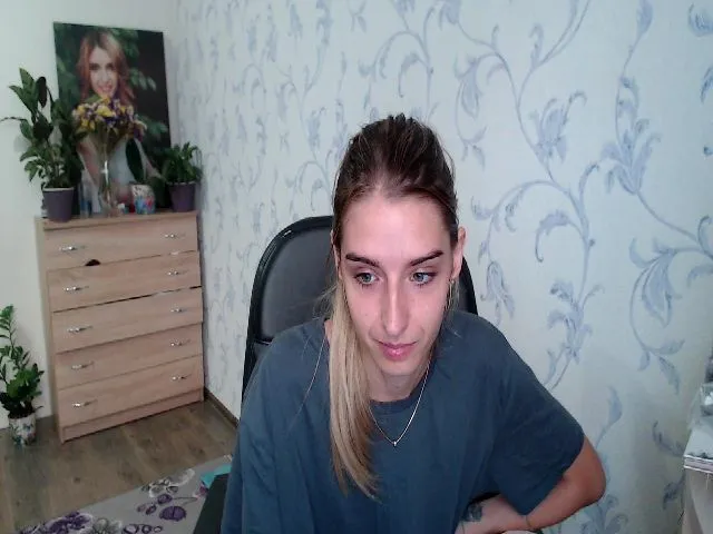 Live sex webcam photo for Springibabby #260791538