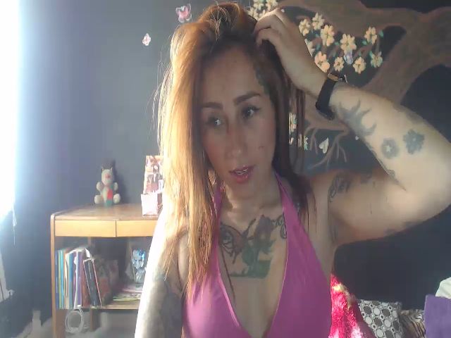 Live sex webcam photo for Scarlet_tatto #262331613