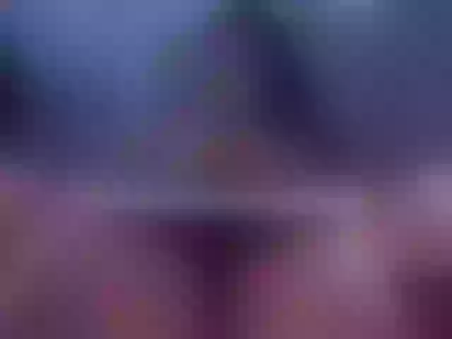 Live sex webcam photo for AngelaMyst #287940284