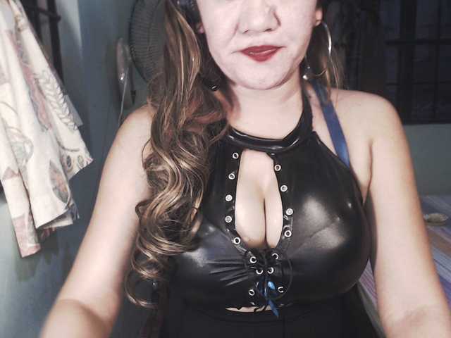 Live sex webcam photo for Scarlethotty #256180831