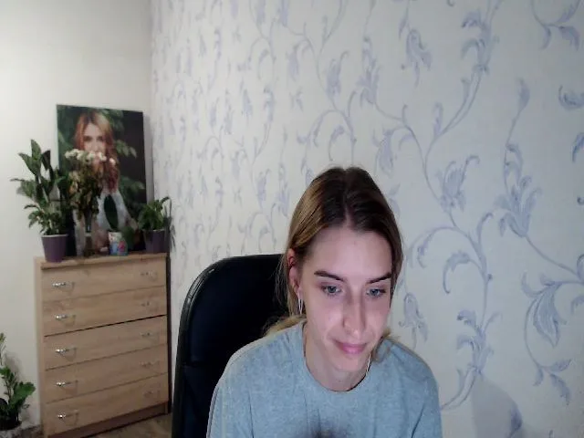 Live sex webcam photo for Springibabby #258263089