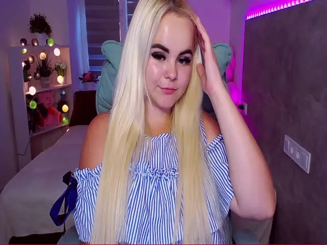 Live sex webcam photo for Jenni__fer #252961667