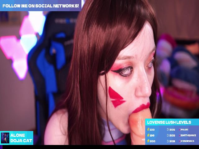 Live sex webcam photo for Annie_may_ #262341823