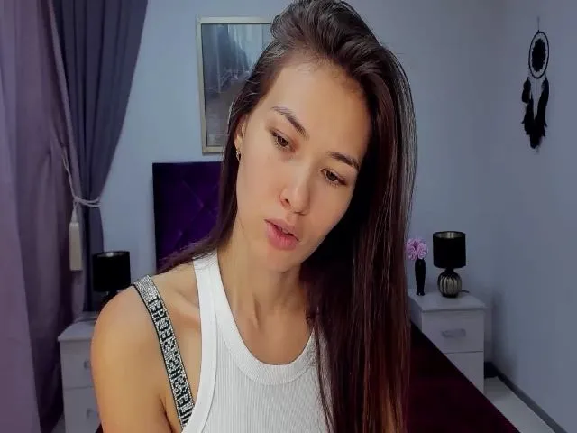 Live sex webcam photo for RebekaVimm #265431861