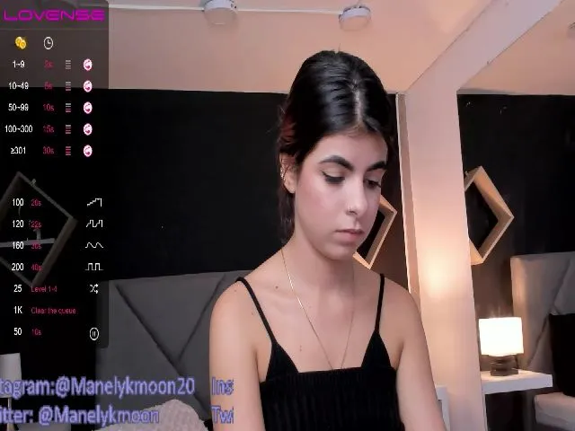Live sex webcam photo for Manelyk_m #257673008