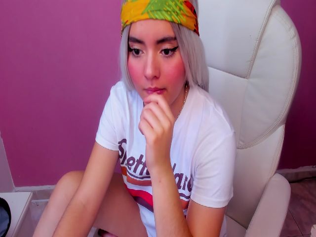 Live sex webcam photo for Tasha_cooper1 #253826409