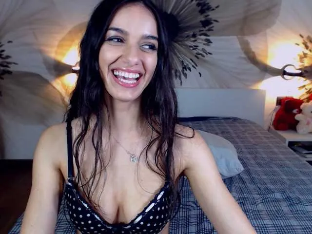 Live sex webcam photo for KatherineBiso #241348234
