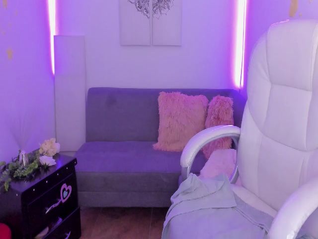 Live sex webcam photo for Connie__jones #258882093