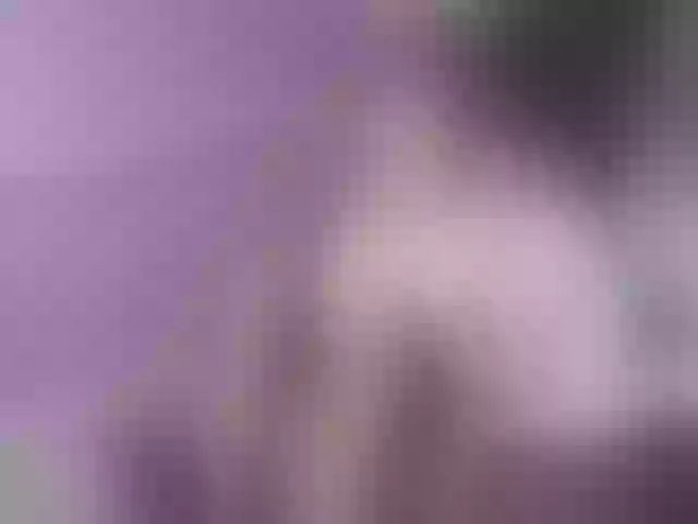 Live sex webcam photo for JoanQueen #264804288