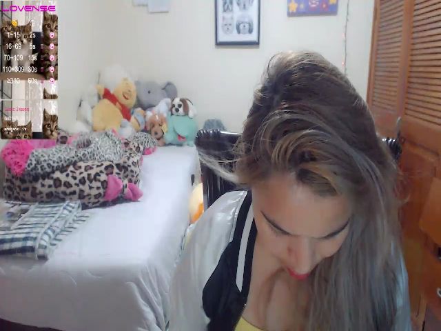 Live sex webcam photo for Meganhill_ #252677957