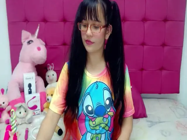 Live sex webcam photo for Pink_queenn #259778419