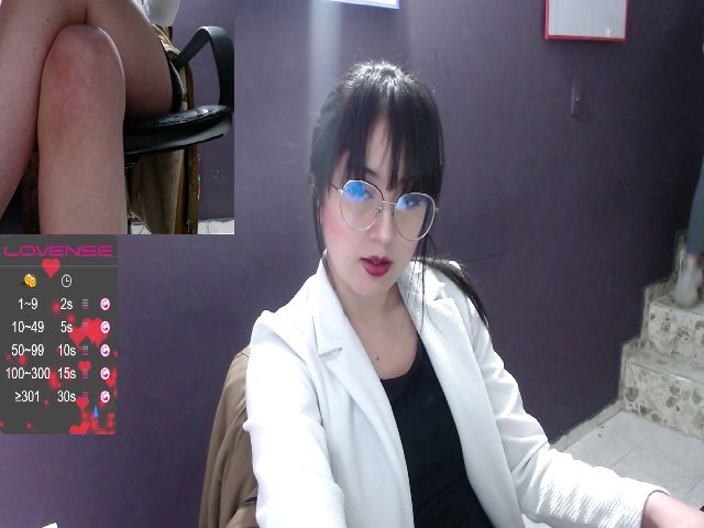 Live sex webcam photo for Charlotte_3x #263693406