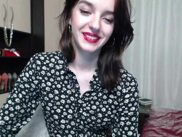 Live sex webcam photo for -LadyLUCK- #241254016