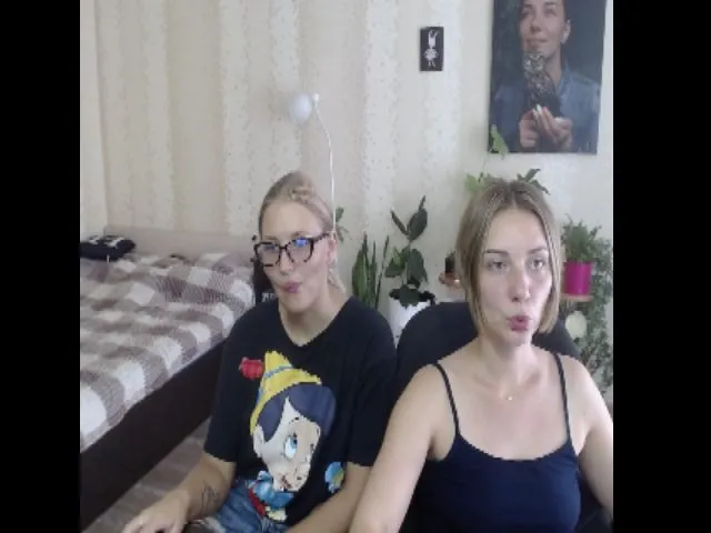 Live sex webcam photo for UrBlack_Kitty #254477150